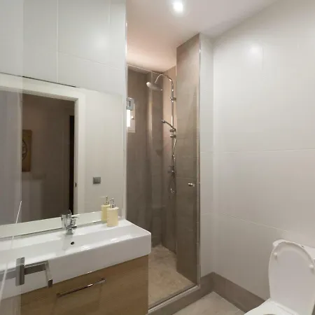 Bioparc Metro * Valencia